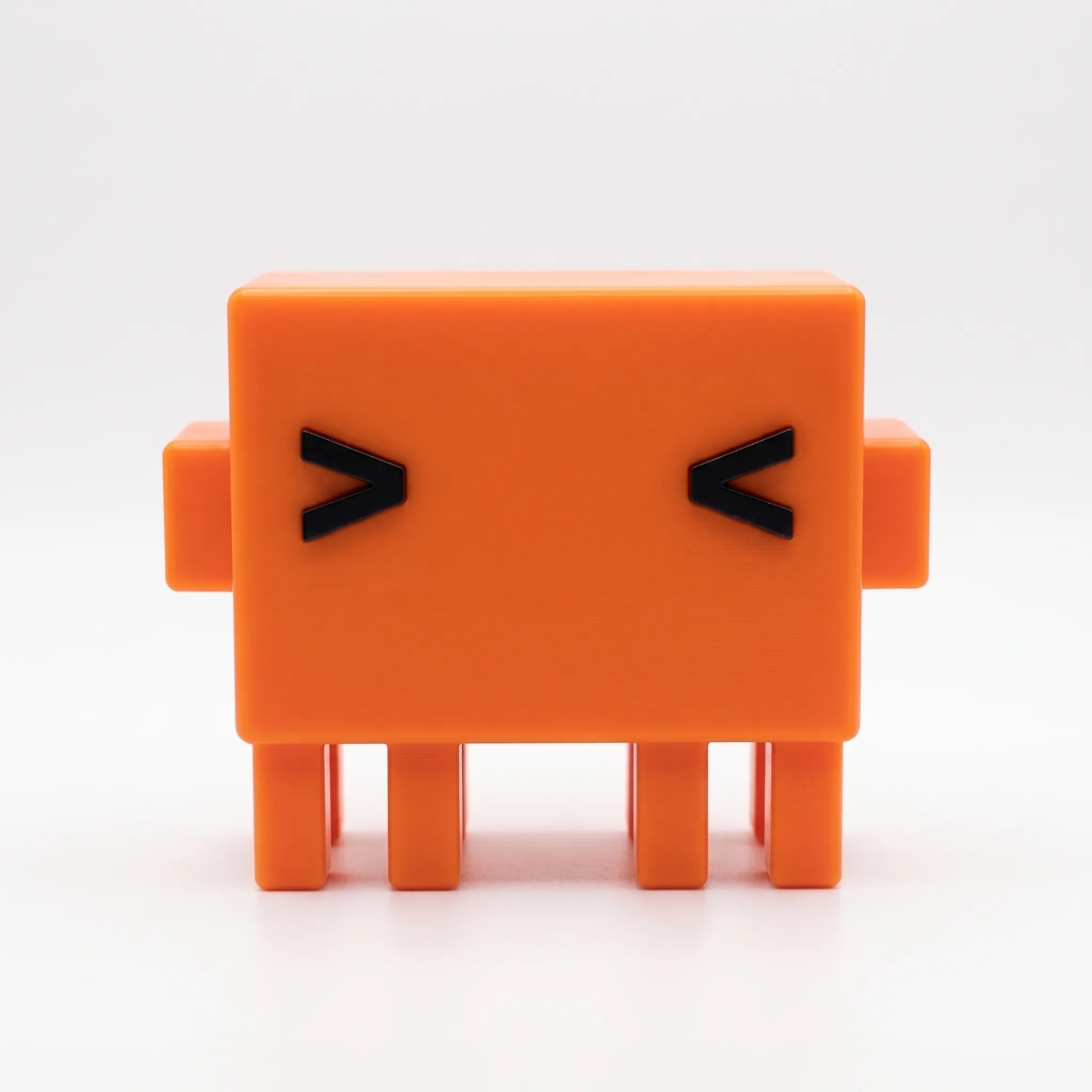 Claude, boneco laranja e quadrado com olhos > <. Render 3D da peça real.